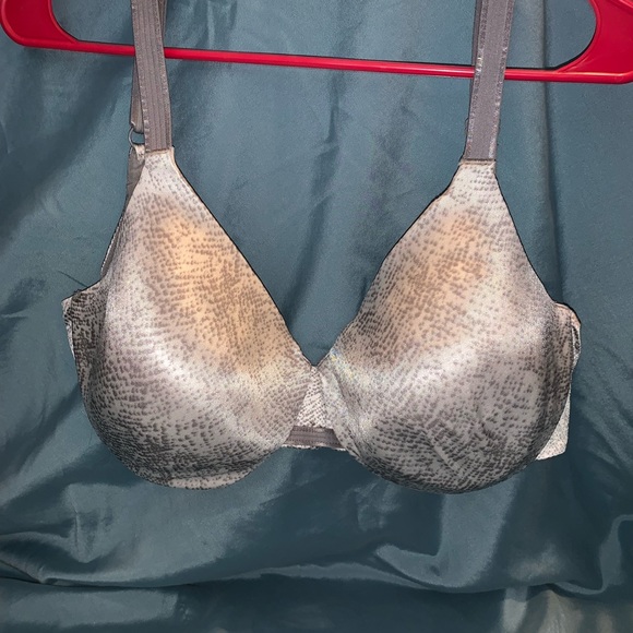 Bras 40D - Picture 3 of 5